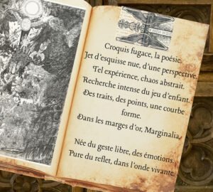 illustration représentant un livre ancien ouvert avec une page de dessin noir et blanc détaillé et une page contenant un texte poétique